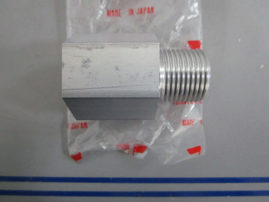 NEW OEM 353-84904-0 Tohatsu Spacer 0820