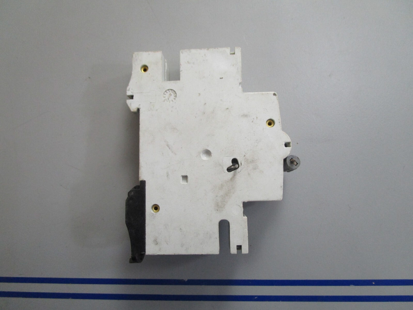 *NEW* 0820 GE Tele L Circuit Breaker 672573
