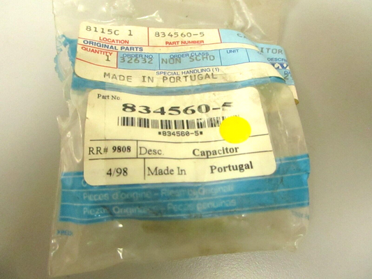 *NEW OEM* 0750 Volvo Penta CAPACITOR 834560-5