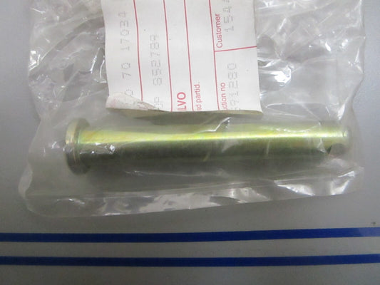 *NEW OEM* 0810 Volvo Penta Clevis Pin 852789