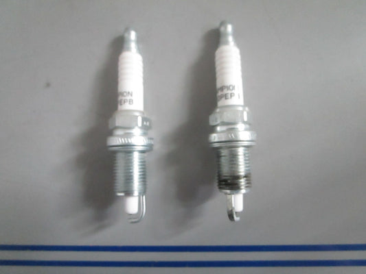 NEW OEM (LOT OF 2) QC10PEPB Champion Spark Plug 0820