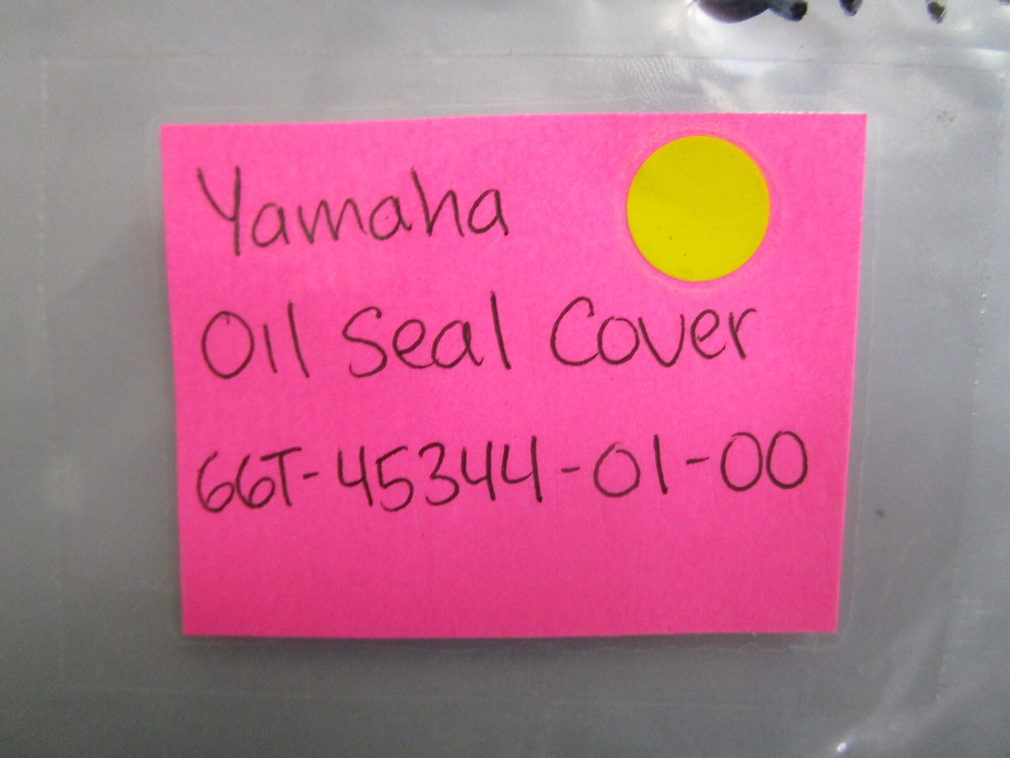 *NEW OEM* 0810 Yamaha Oil Seal Cover 66T-45344-01-00