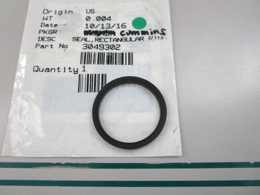 NEW OEM 3049302 Cummins Rectangular Seal Ring 0810
