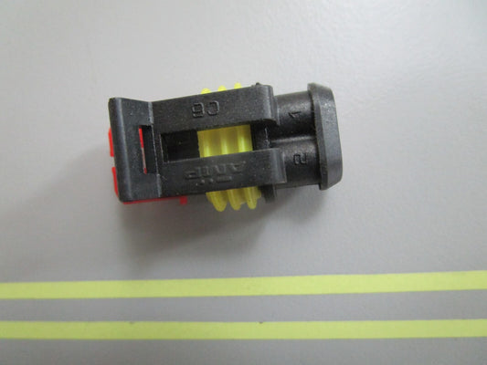 *NEW OEM* 0810 OMC Johnson Evinrude 2 Position Plug Connector & Seal 3011153