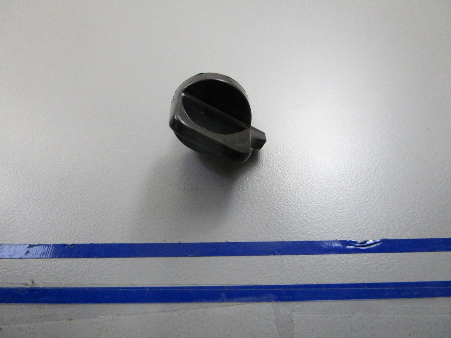*NEW OEM* 0810 OMC Johnson Evinrude Adjusting Knob 324834 0324834