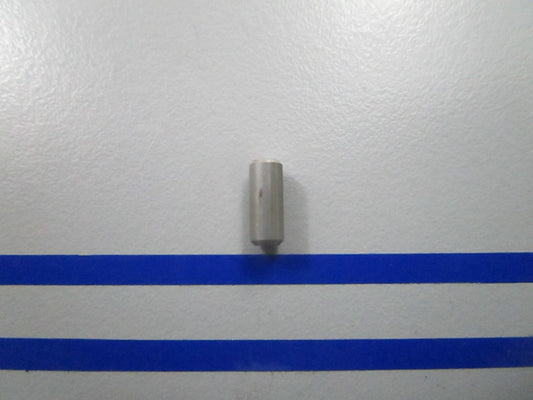 *NEW OEM* 0810 OMC Johnson Evinrude Impeller Key 300771 0300771