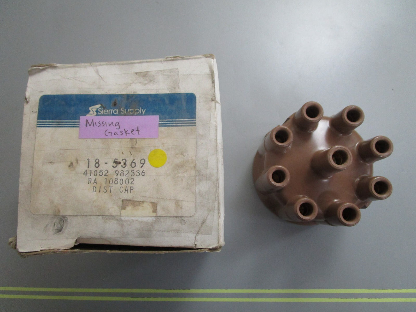 *NEW* 0820 Sierra Distributor Cap 18-5369 Replaces: 982336