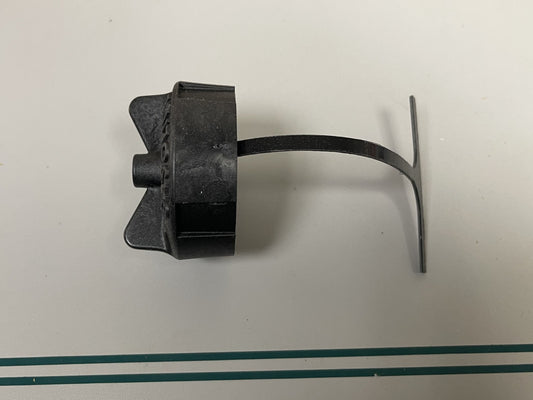 NEW OEM 0175978 Johnson Evinrude Gasoline Cap Assembly 0670