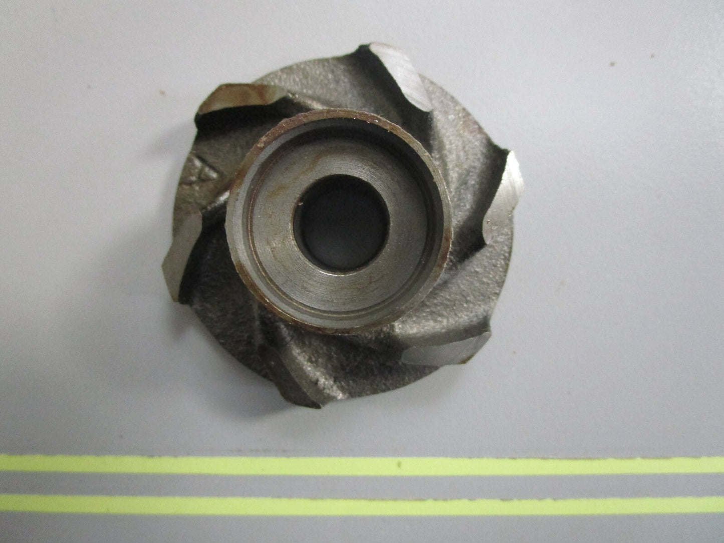 *NEW* 0810 Onan Water Pump Impeller 185-2242