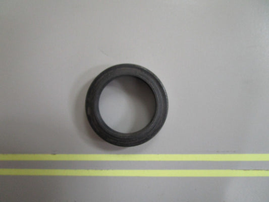 *NEW OEM* 0810 OMC Johnson Evinrude Oil Seal 305987 0305987