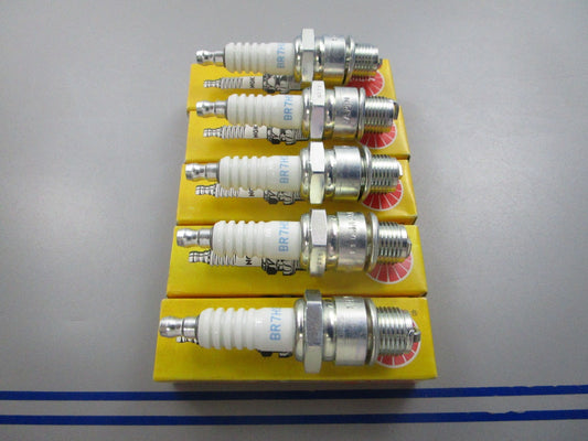NEW (LOT OF 5) BR7HS NGK Spark Plug 0810