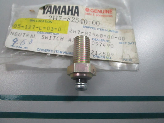NEW OEM 2H7-82540-00-00 Yamaha Switch Assembly 0810