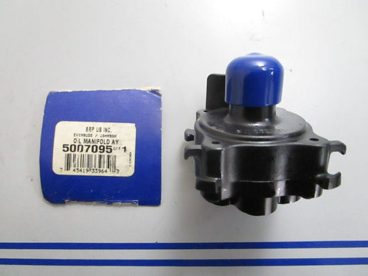 *NEW OEM* 0820 OMC Johnson Evinrude Oil Manifold Ay 5007095