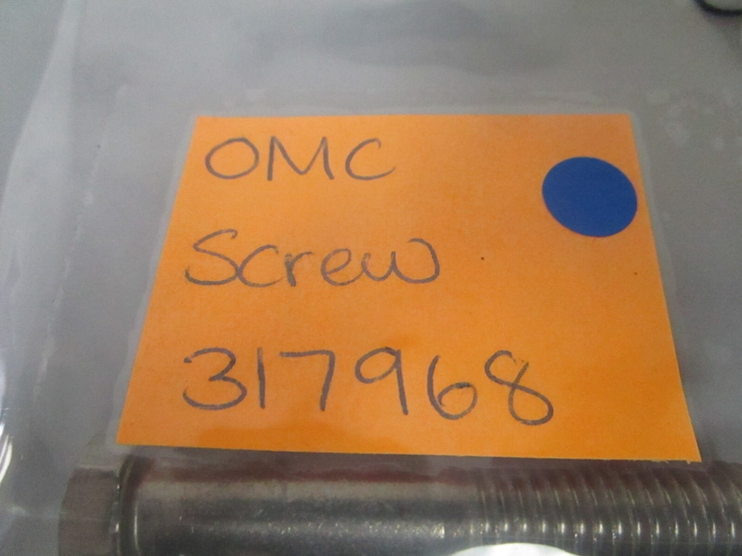 *NEW OEM* (LOT OF 2) 0810 OMC Johnson Evinrude Screw 317968 0317968
