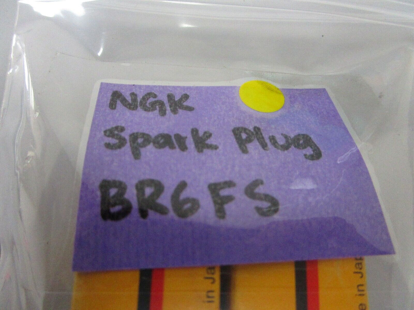 *NEW* 0810 NGK Spark Plug BR6FS