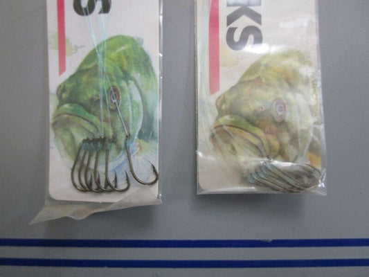 *NEW* (LOT OF 2) 0770 Danielson Size 8 Baitholder Hooks 30-8