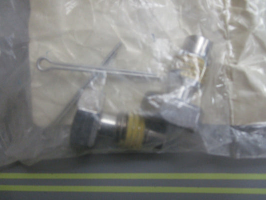 *NEW OEM* 0810 Volvo Penta Complete Attaching Kit 3853919