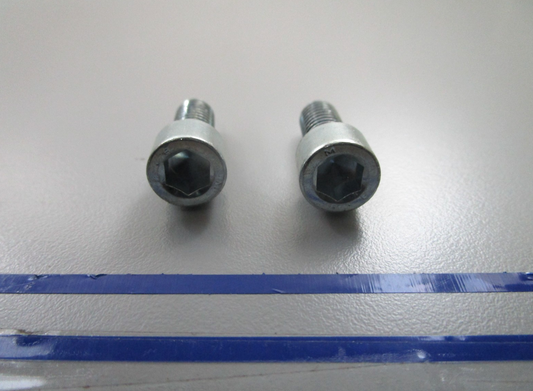 *NEW OEM* (LOT OF 2) 0810 Volvo Penta Hex Screw 956568