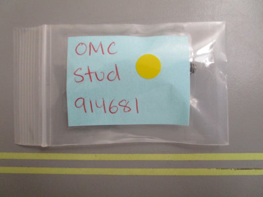 *NEW OEM* 0810 OMC Johnson Evinrude Stud 914681 0914681