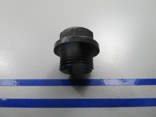 *NEW OEM* 0810 OMC Johnson Evinrude Cap 331864 0331864