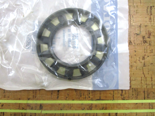 *NEW OEM* 0750 Volvo Penta SEAL 839253