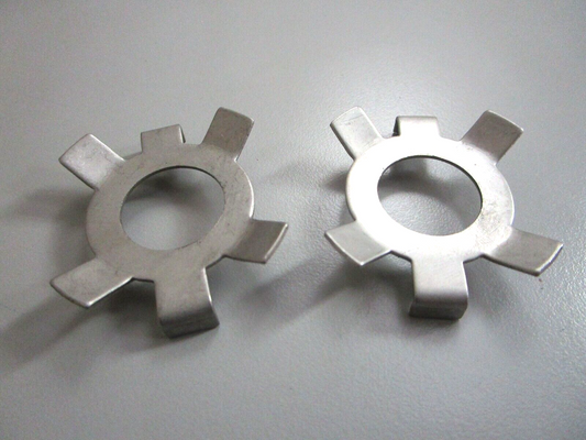 *NEW OEM* (LOT OF 2) 0750 Suzuki PROPELLER NUT WASHER 57635-95300