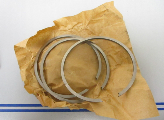 *NEW OEM* 0810 OMC Johnson Evinrude 3 Piston Ring Set 378438 0378438