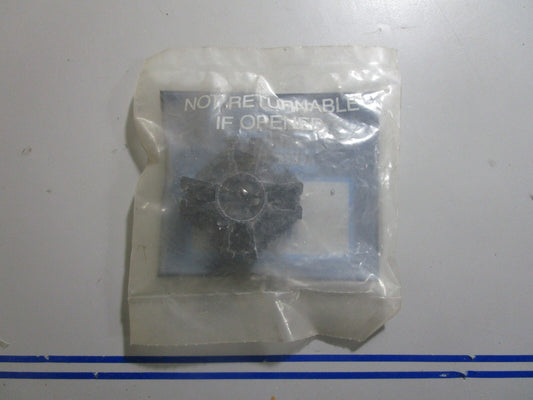 *NEW OEM* 0810 Mercury Quicksilver Holder 61787