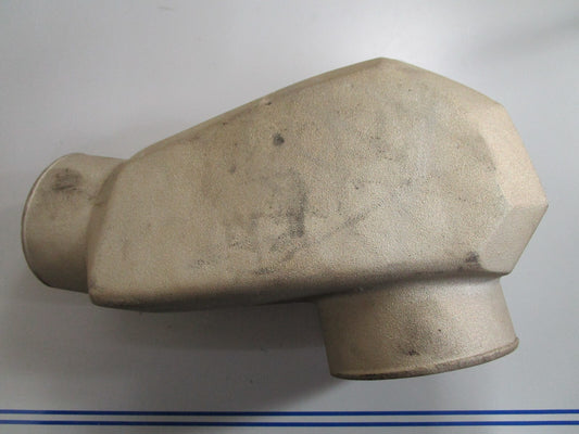 *NEW OEM* 0820 OMC Johnson Evinrude Upper Exhaust Pipe 3853372