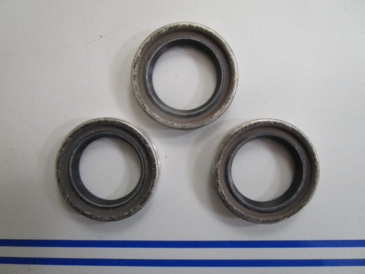 *NEW OEM* (LOT OF 3) 0810 OMC Johnson Evinrude Seal 310599 0310599
