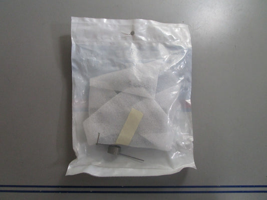 *NEW OEM* 0810 OMC Johnson Evinrude Carry Handle & Spring 394907 0394907