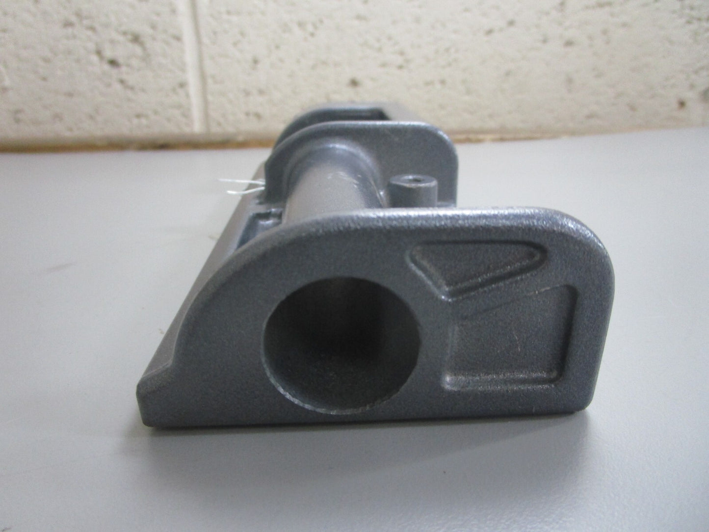 *NEW OEM* 0820 Yamaha Spacer Clamp Bracket 63D-43128-01-4D