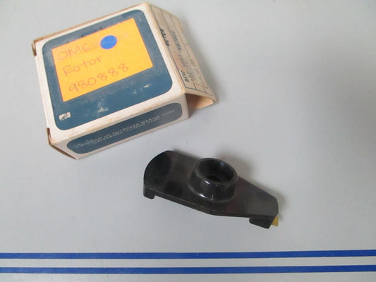 *NEW OEM* 0810 OMC Johnson Evinrude Rotor 980888 0980888