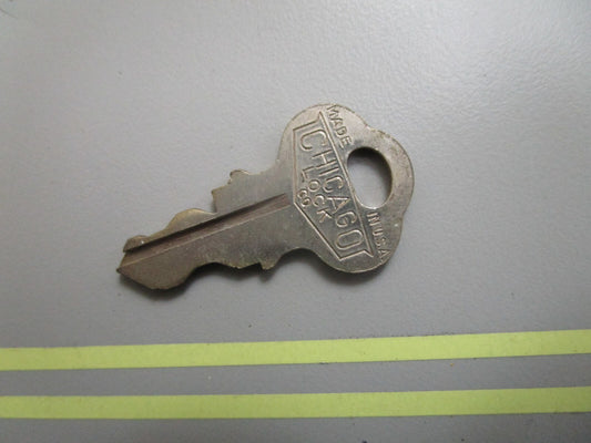 *NEW OEM* 0810 OMC Johnson Evinrude Ignition Key KF29 501544 0501544