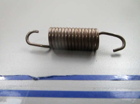 *NEW OEM* 0810 OMC Johnson Evinrude Spring 338489 0338489