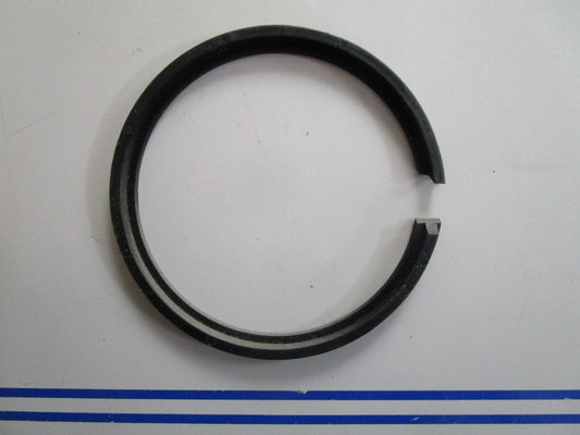 *NEW OEM* 0820 OMC Johnson Evinrude Retainer 313666 0313666