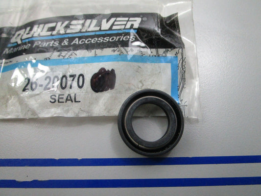 *NEW OEM* 0810 Mercury Quicksilver Seal 26-20070