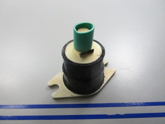 *NEW OEM* 0720 OMC Johnson Evinrude Rubber Mount 778211 0778211