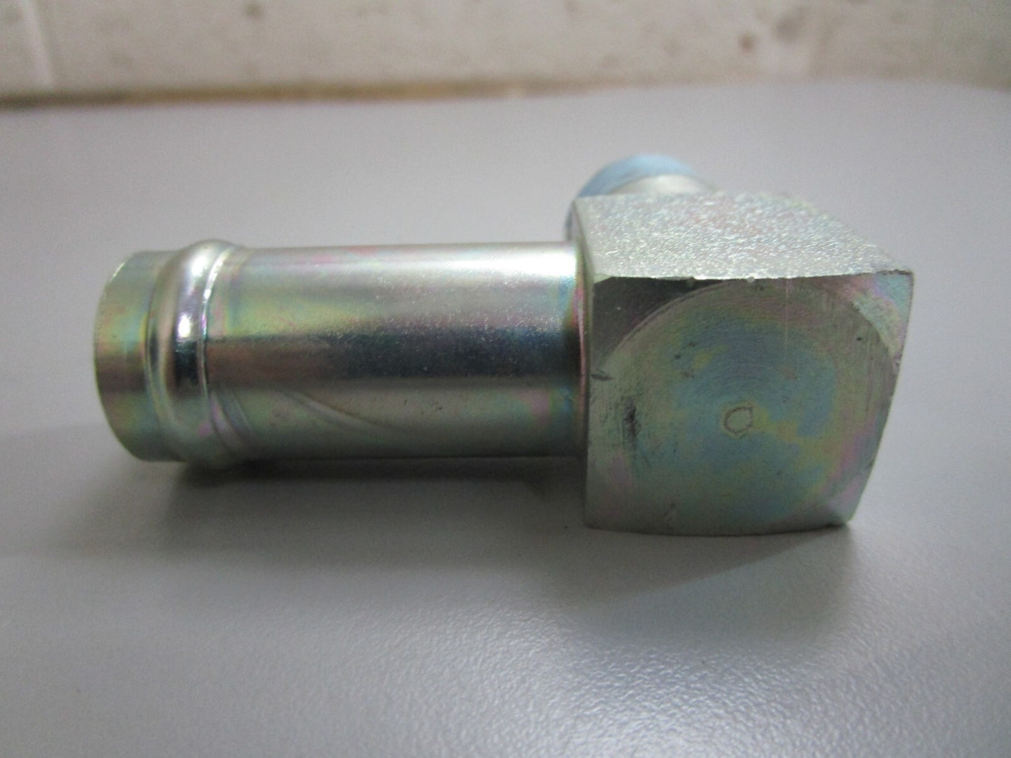 *NEW* 0820 Cummins Elbow Hose Coupling 3922830