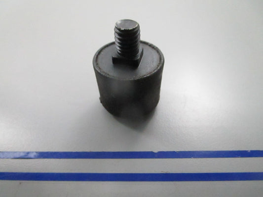 *NEW OEM* 0810 OMC Johnson Evinrude Rubber Mount 321470 0321740