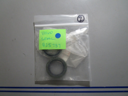 *NEW OEM* 0810 Volvo Penta Seal 825737