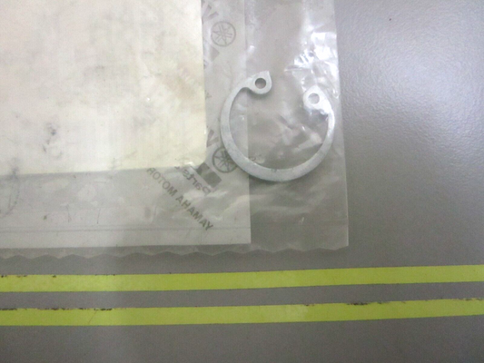 *NEW OEM* 0750 Yamaha RING, SNAP 6AW-43875-00-00