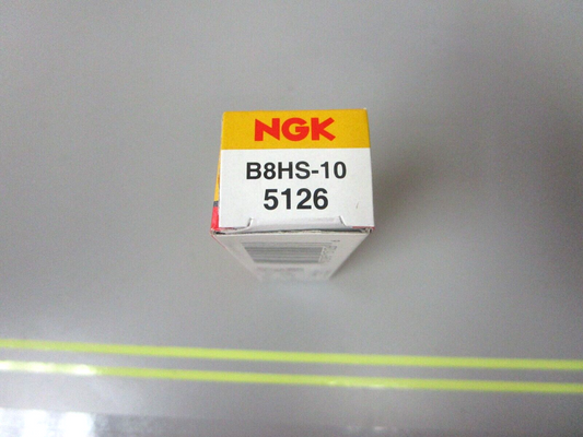 *NEW* 0750 NGK SPARK PLUG B8HS-10