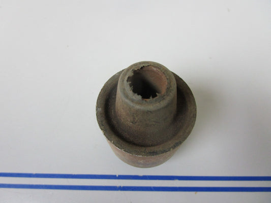 *NEW OEM* 0720 Mercury Quicksilver Lower Rubber Mount 26211