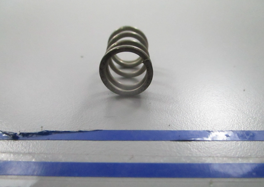 *NEW OEM* 0810 OMC Johnson Evinrude Spring 336640 0336640