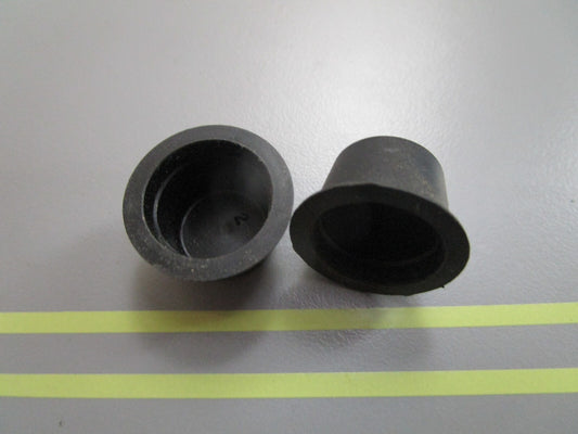 *NEW OEM* (LOT OF 2) 0810 OMC Johnson Evinrude Plug 318173 0318173