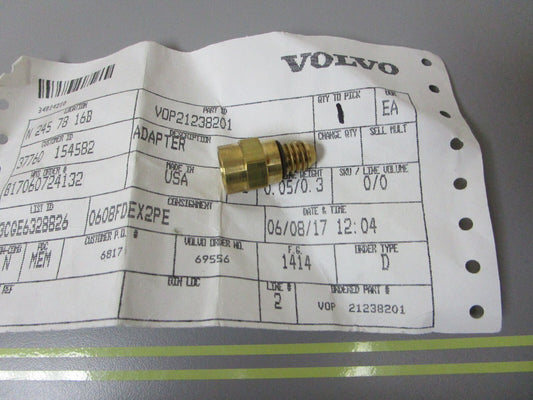 *NEW OEM* 0810 Volvo Penta Adapter 21238201