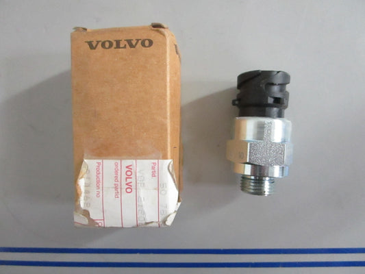 *NEW OEM* 0820 Volvo Penta Pressure Switch 21202753