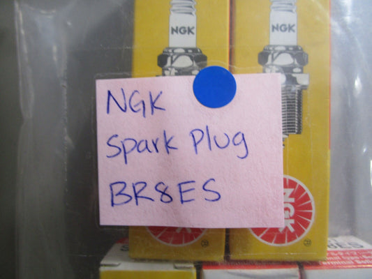 *NEW* (LOT OF 5) 0770 NGK Spark Plug BR8ES