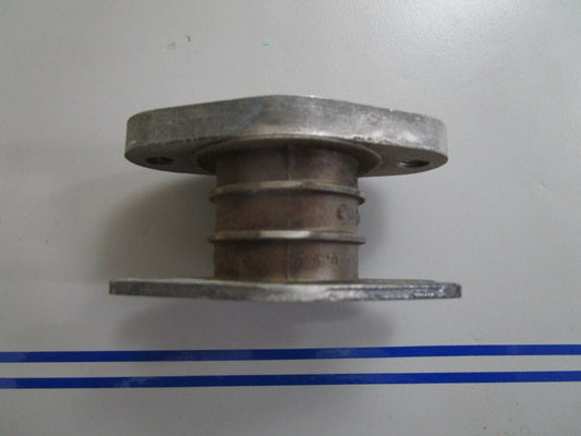 *NEW OEM* 0810 OMC Johnson Evinrude Rubber Mount 305352 0305352